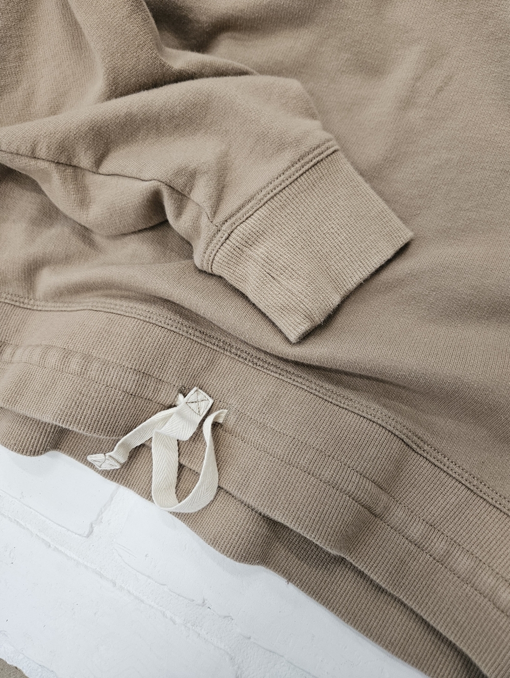 Set Of Two Sweatshirts And Skirt - Picture 4 of 14